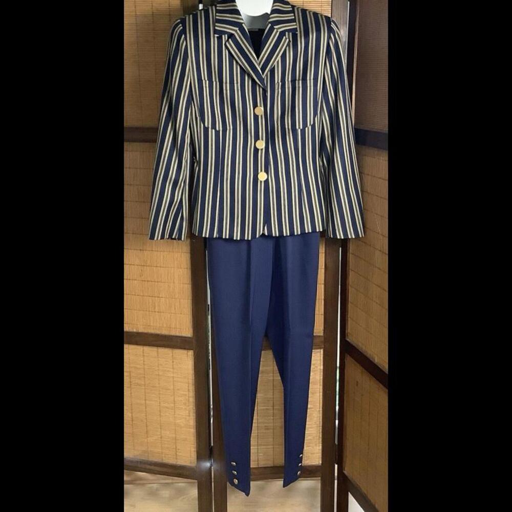APRIORI Womens 2 Piece Pants Suit Blazer Jacket Coat Size 4 Blue Pinstripe